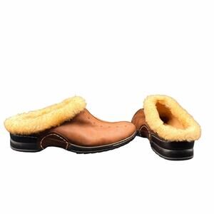 Sofft Brown Leather Shearling Clogs Mules Size 9M Cozy Comfort